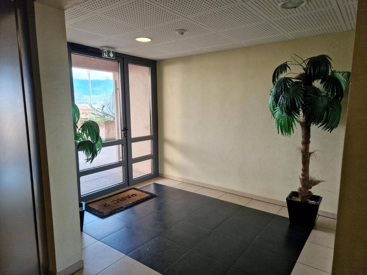 Studio Climatise Parking Gratuit Sarrola-Carcopino المظهر الخارجي الصورة